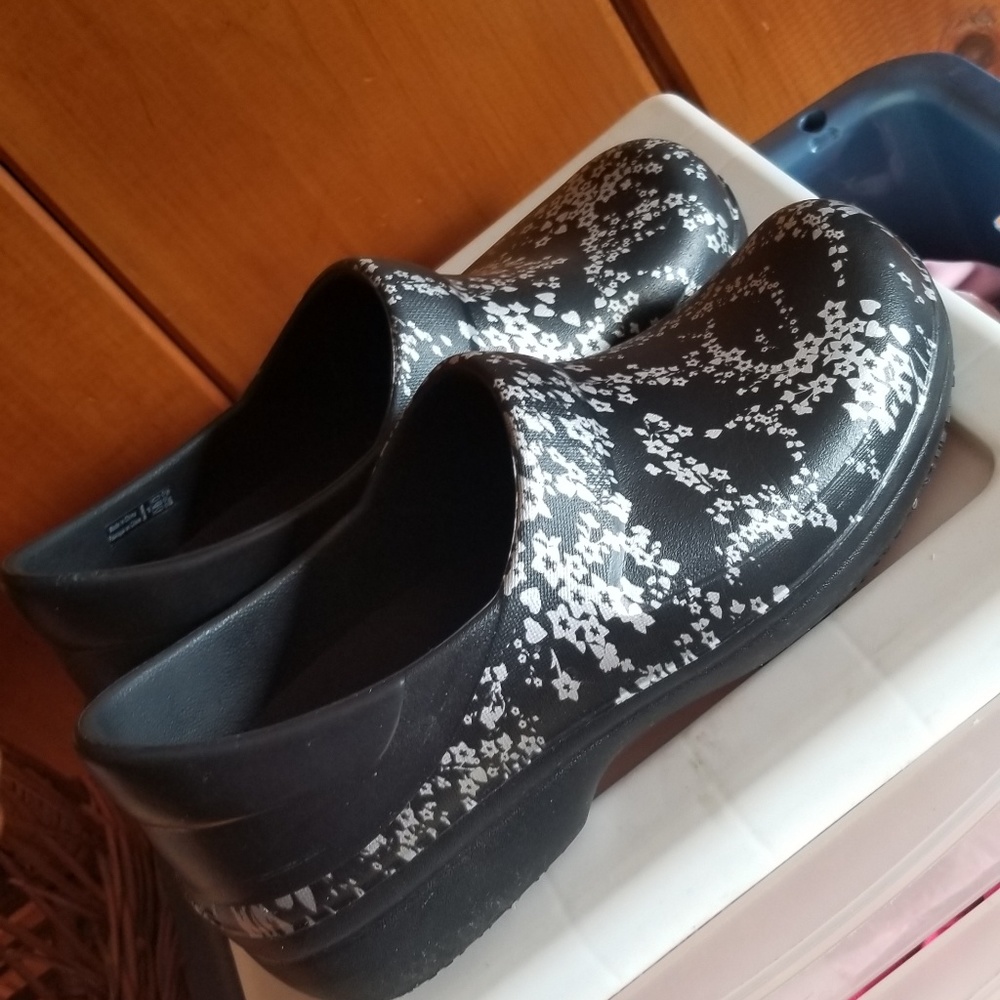 Crocs Nursing Shoes